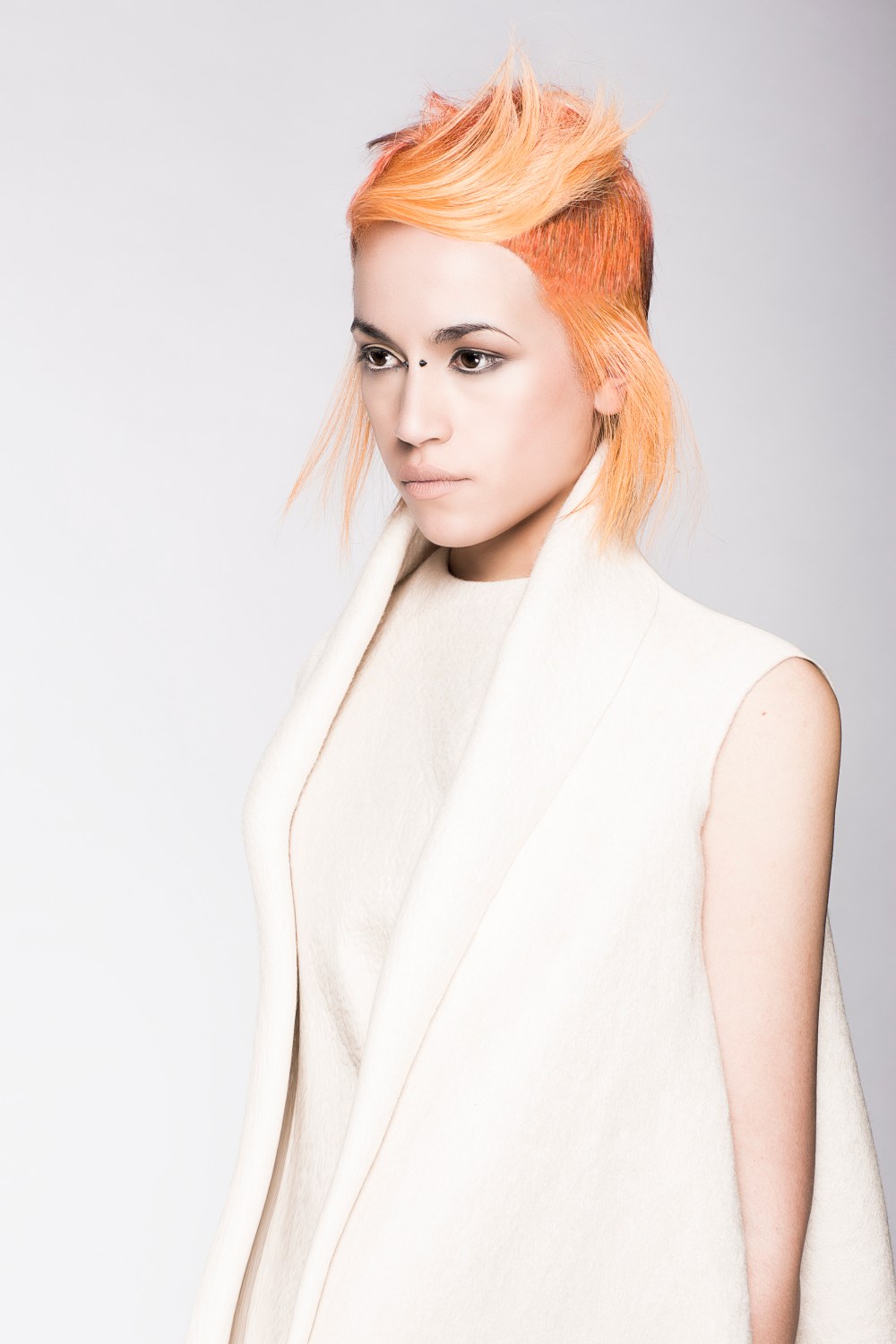 015_AMANDA_ReverieLook2